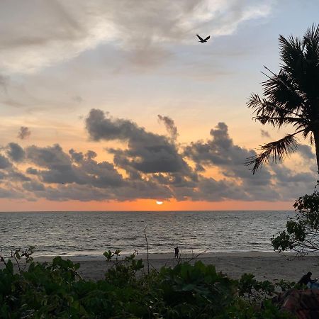 Beachaholic Homestay Alappuzha Kültér fotó