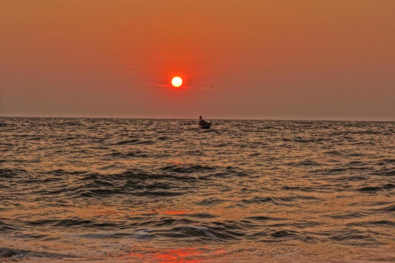 Beachaholic Homestay Alappuzha Kültér fotó